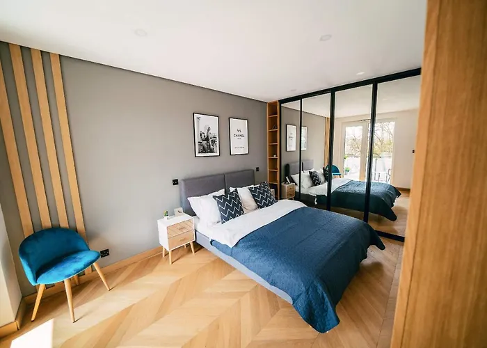 Luxury Apartment W. City Views In Kosice Old Town