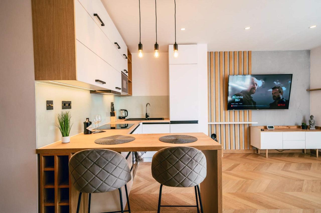 Apartman Luxury W. Views In Old Town Kassa