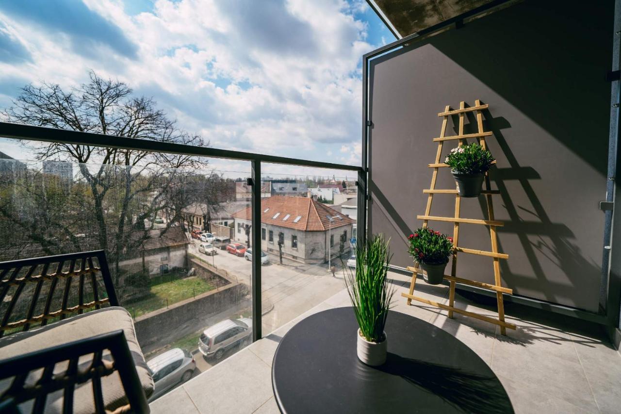 Luxury W. Views In Old Town Apartman *